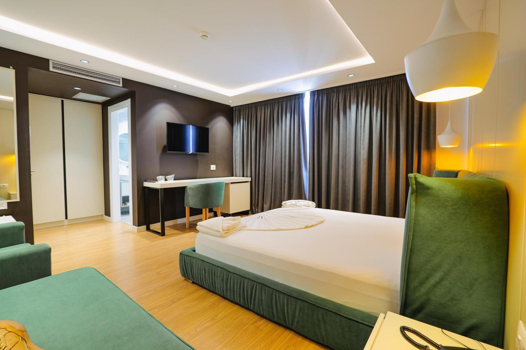 L'Amo Del Mare Hotel Ksamil Bagian luar foto