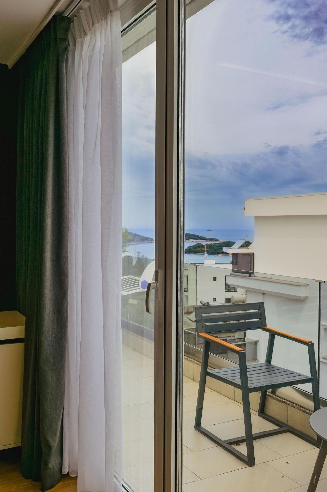 L'Amo Del Mare Hotel Ksamil Bagian luar foto